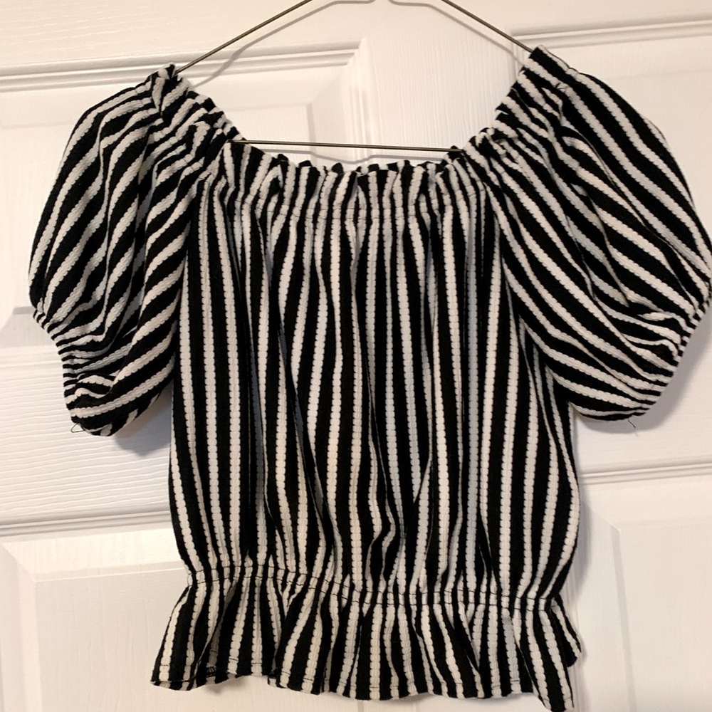 H&M Black and White Striped Off Shoulder Top